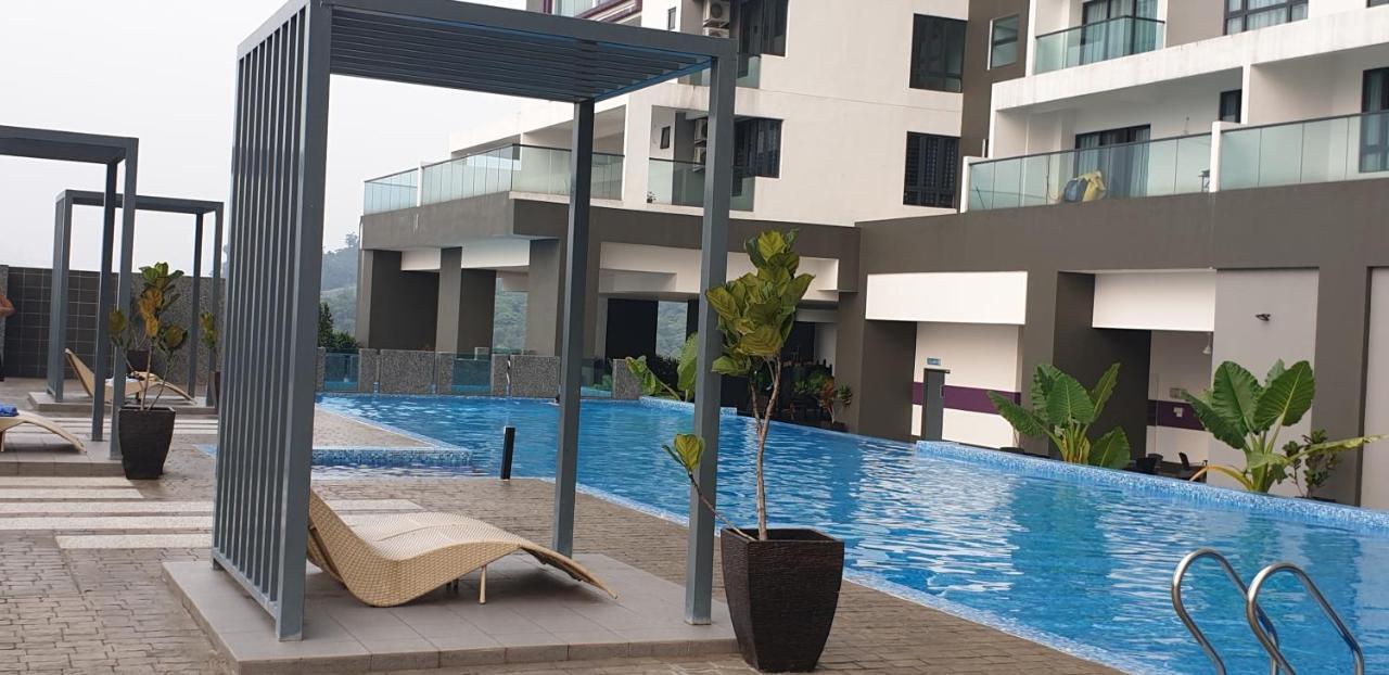 Mlh Deluxe Studio Suites @ Landmark Residence เชอราส ภายนอก รูปภาพ